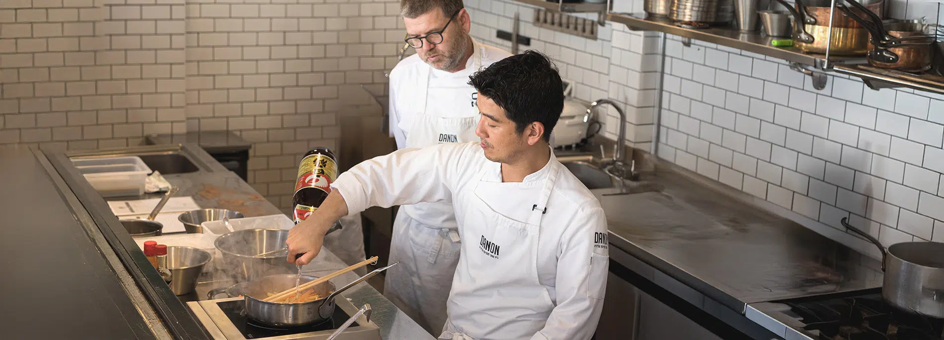 מטבח יפני בבית ספר דנון